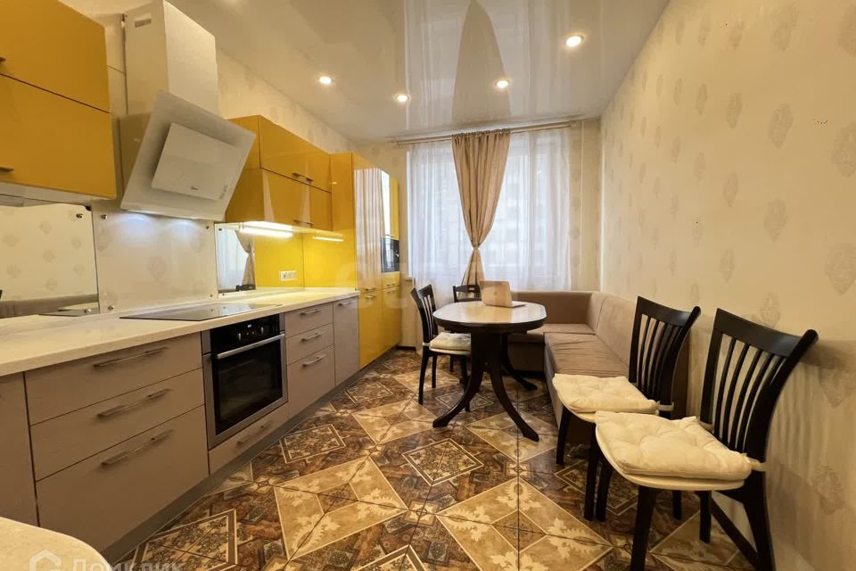Продаётся 1-комнатная квартира, 48.4 м²