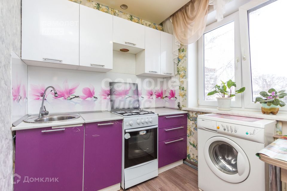 Продаётся 3-комнатная квартира, 57.1 м²