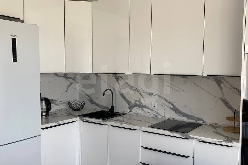 Продаётся 1-комнатная квартира, 46.5 м²