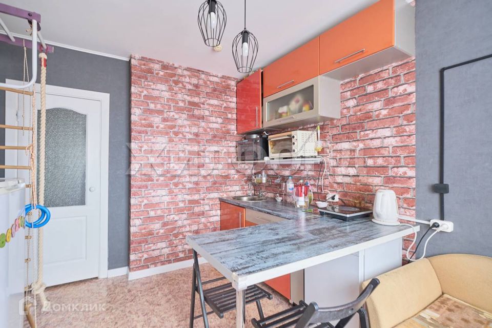 Продаётся 2-комнатная квартира, 42.3 м²