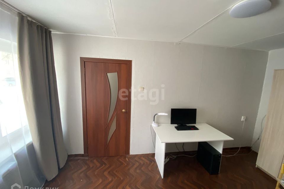 Продаётся 3-комнатная квартира, 59.3 м²