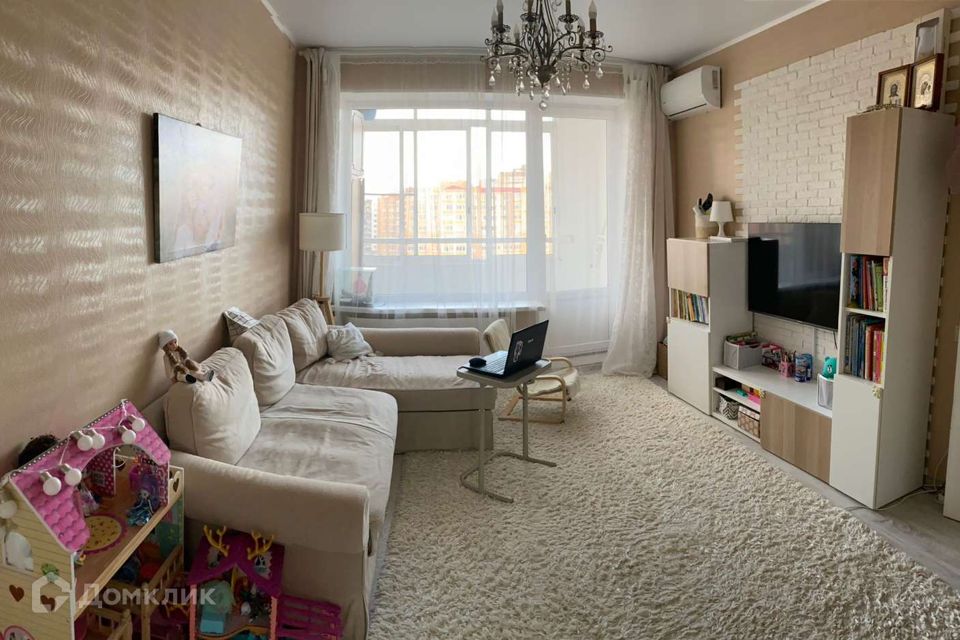 Продаётся 2-комнатная квартира, 64 м²