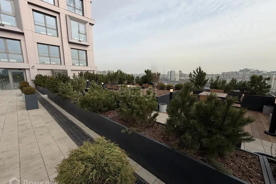 Продаётся 1-комнатная квартира, 53 м²
