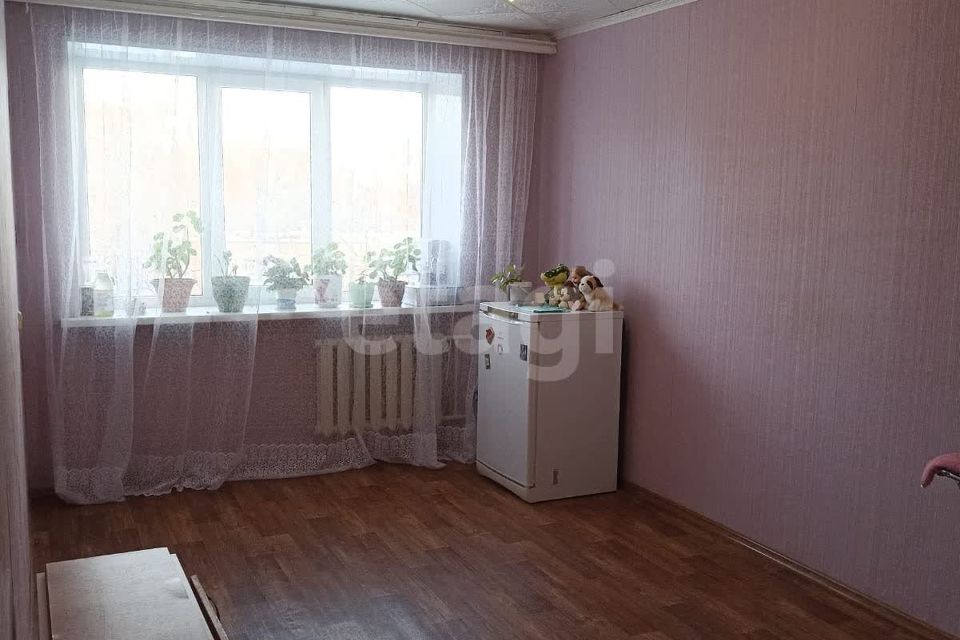 Продаётся 3-комнатная квартира, 58.2 м²