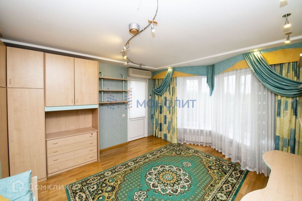 Продаётся 5-комнатная квартира, 147 м²