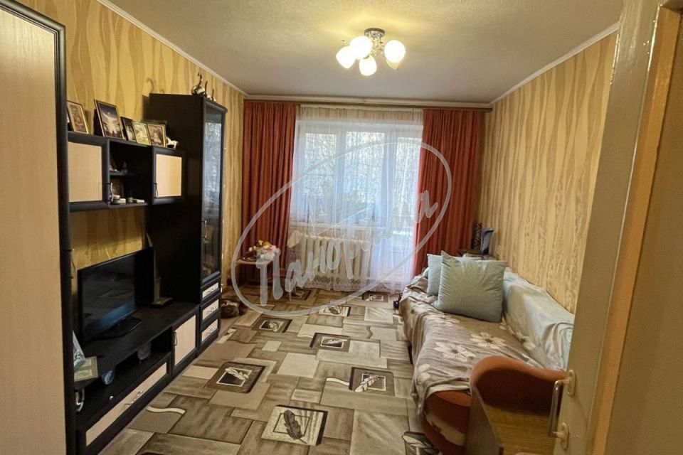 Продаётся комната в 3-комн. квартире, 17 м²