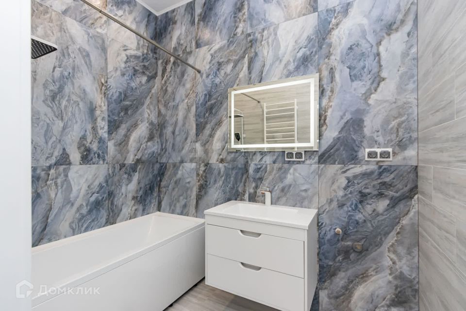 Продаётся 2-комнатная квартира, 61.2 м²
