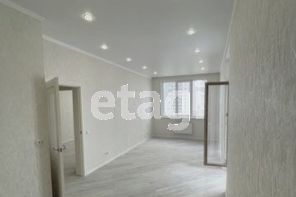 Продаётся 2-комнатная квартира, 56.7 м²