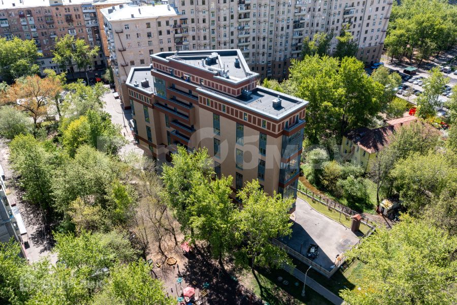 Продаётся 3-комнатная квартира, 109 м²