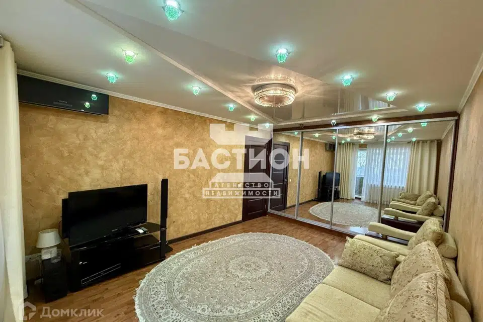 Продаётся 2-комнатная квартира, 53.3 м²