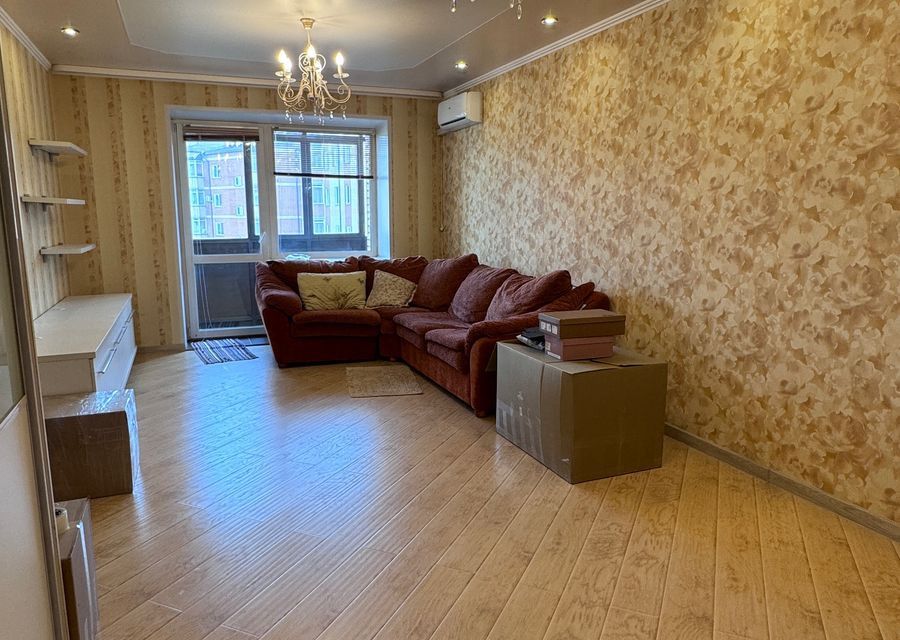 Продаётся 1-комнатная квартира, 42.8 м²