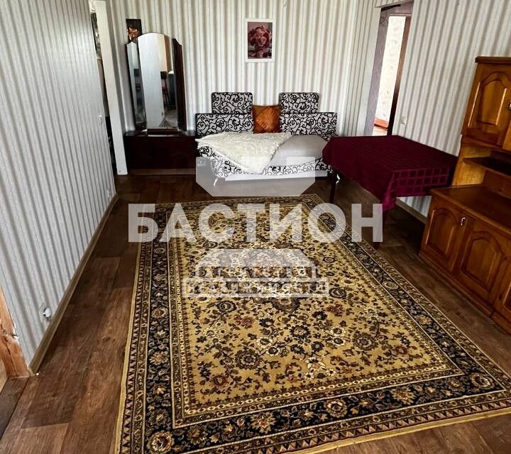 Продаётся 3-комнатная квартира, 57.8 м²