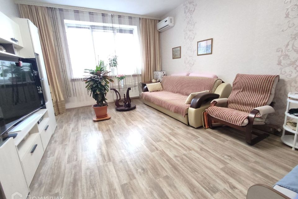 Продаётся 1-комнатная квартира, 39.5 м²