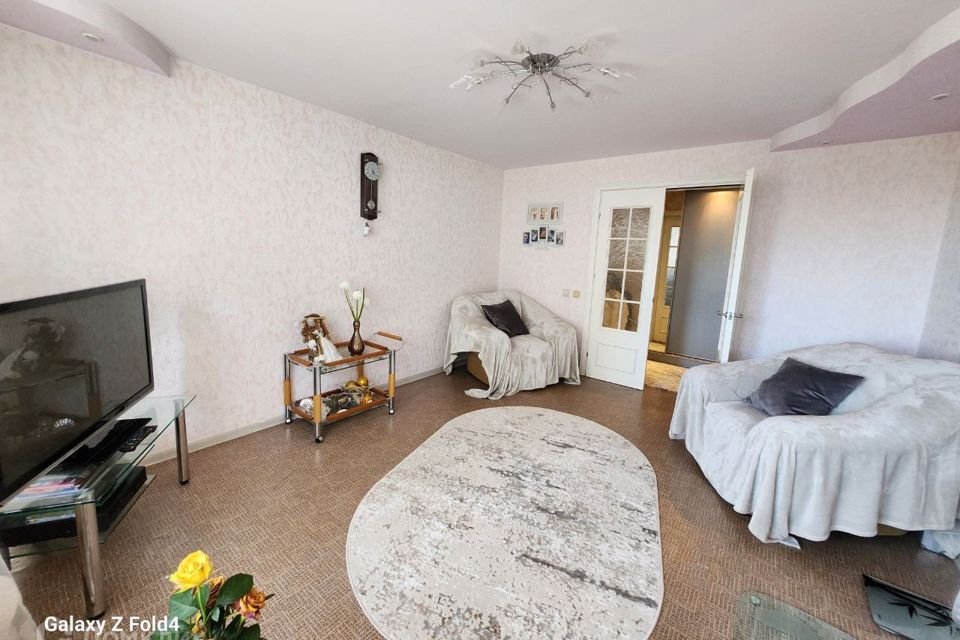 Продаётся 3-комнатная квартира, 60.8 м²