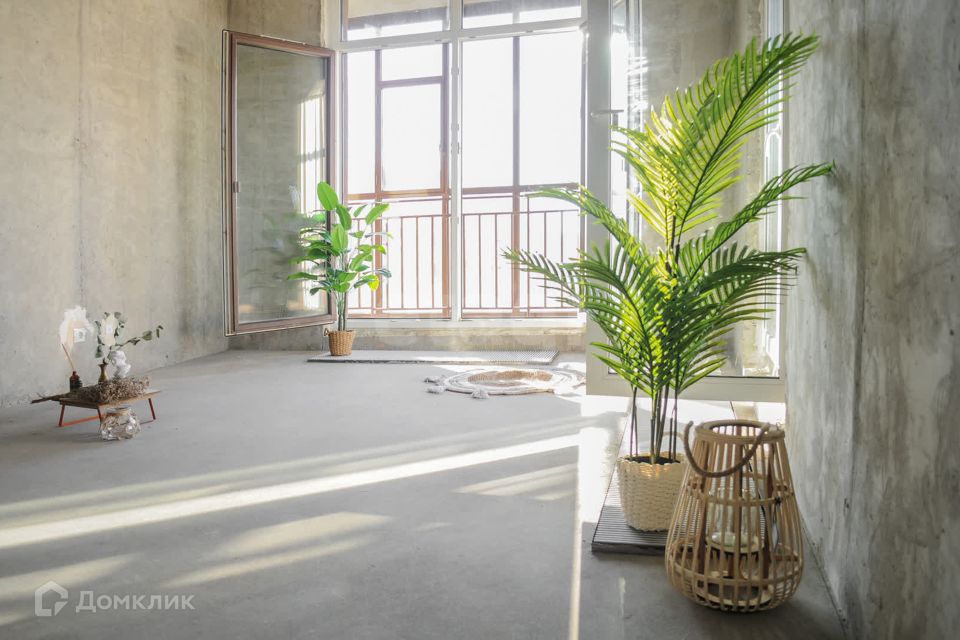 Продаётся 2-комнатная квартира, 81.7 м²