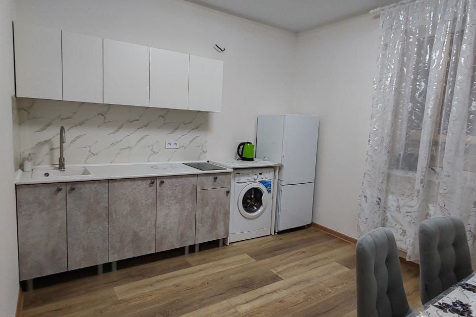 Сдаётся 1-комнатная квартира, 37 м²