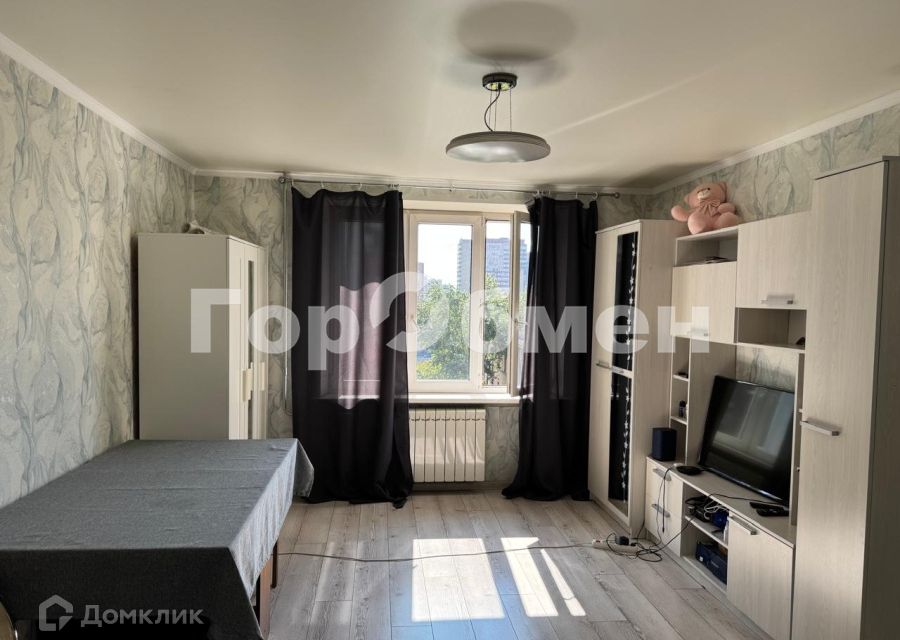 Сдаётся 1-комнатная квартира, 35 м²