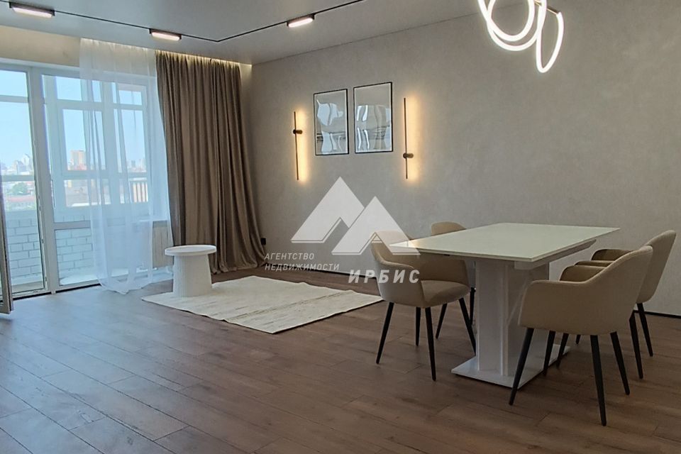 Продаётся 2-комнатная квартира, 64.4 м²