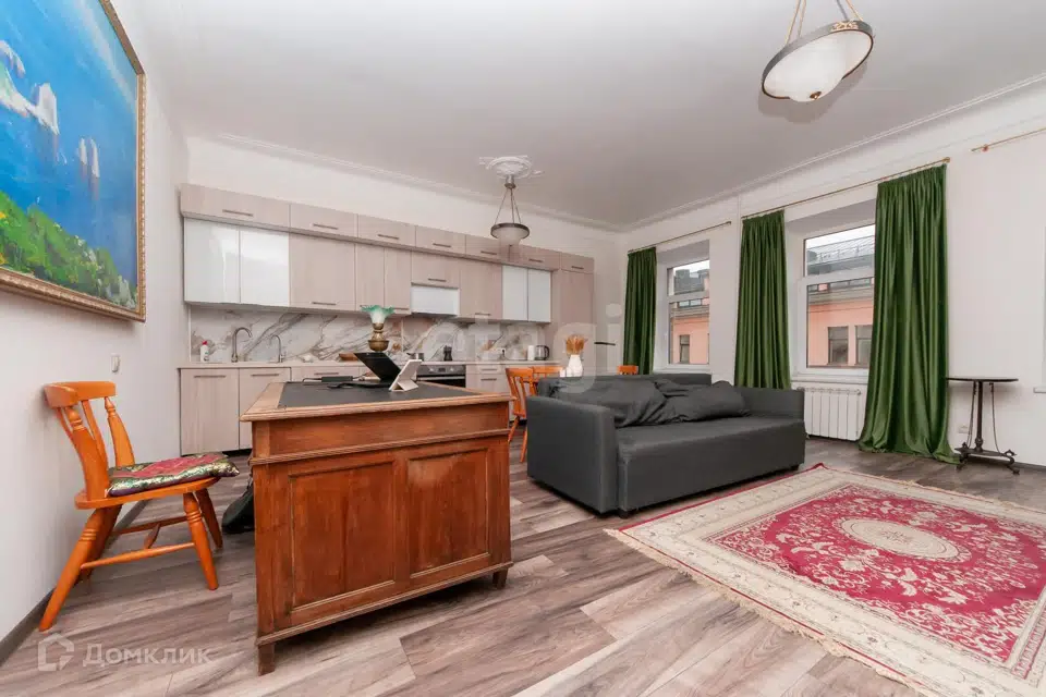 Продаётся 2-комнатная квартира, 80.7 м²