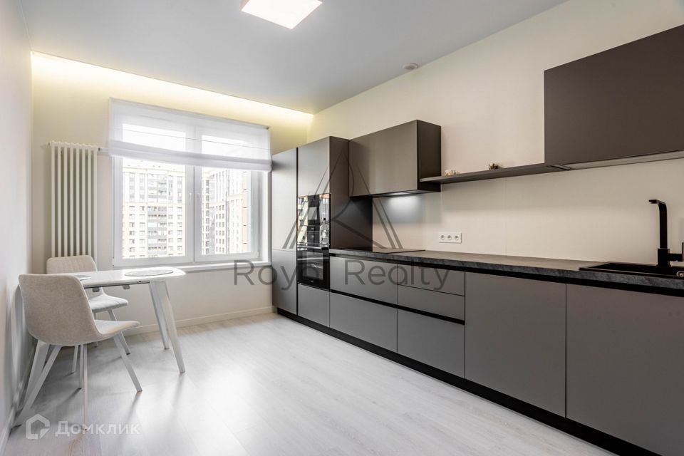 Сдаётся 2-комнатная квартира, 61 м²