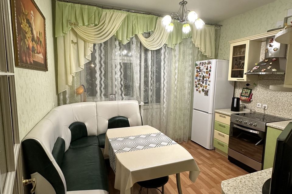 Продаётся 2-комнатная квартира, 68.5 м²