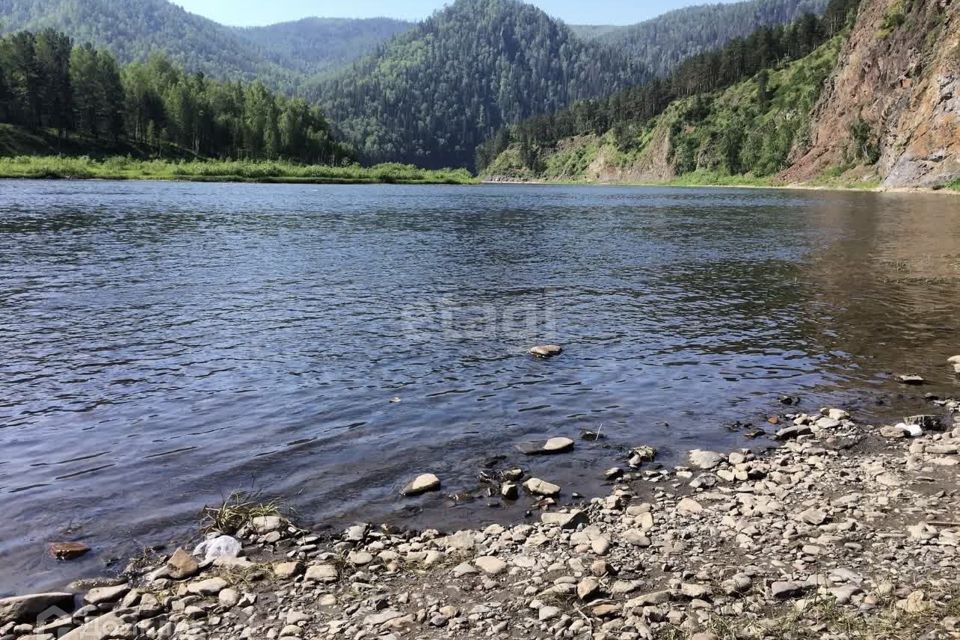 Край бурный. Течение реки. Река мана красноярск. Бурлящая река. Край бурный.
