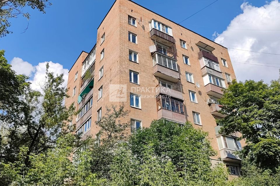 Продаётся 1-комнатная квартира, 38 м²