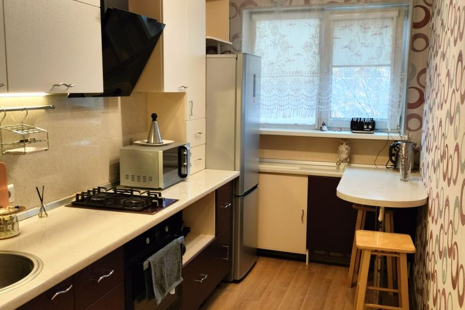 Сдаётся 2-комнатная квартира, 47.6 м²
