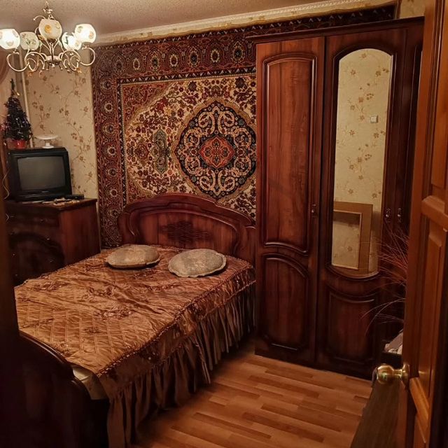 Продаётся 4-комнатная квартира, 75 м²