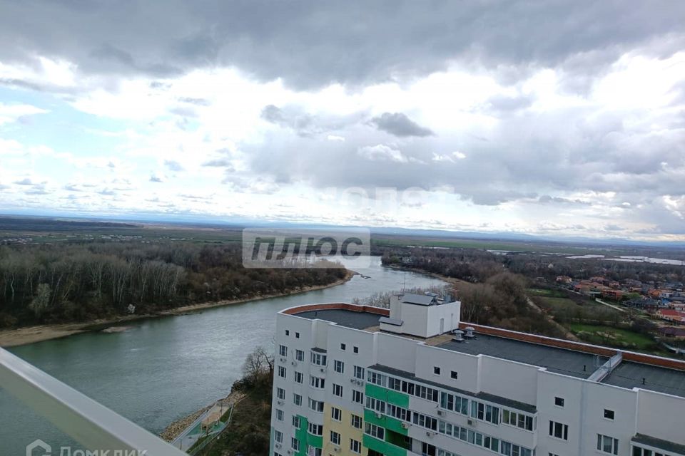 Продаётся 2-комнатная квартира, 61.5 м²