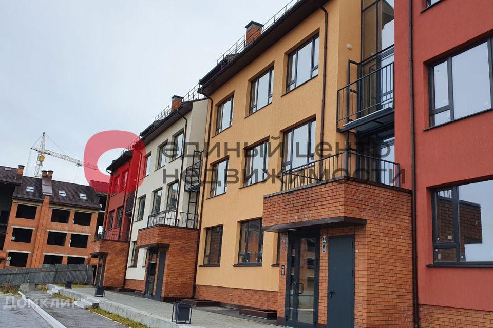 Продаётся 2-комнатная квартира, 79.6 м²
