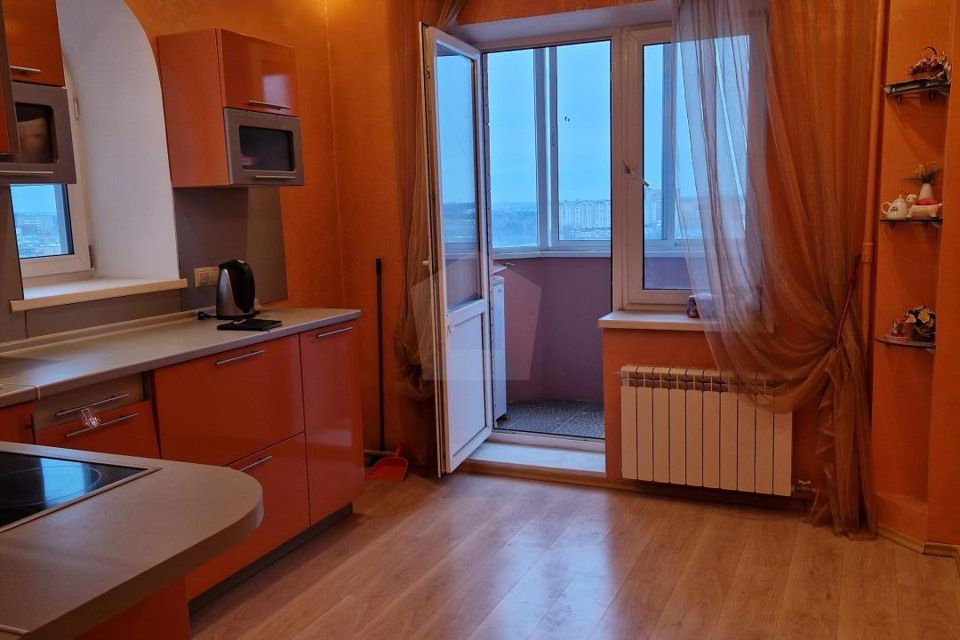Продаётся 2-комнатная квартира, 76 м²