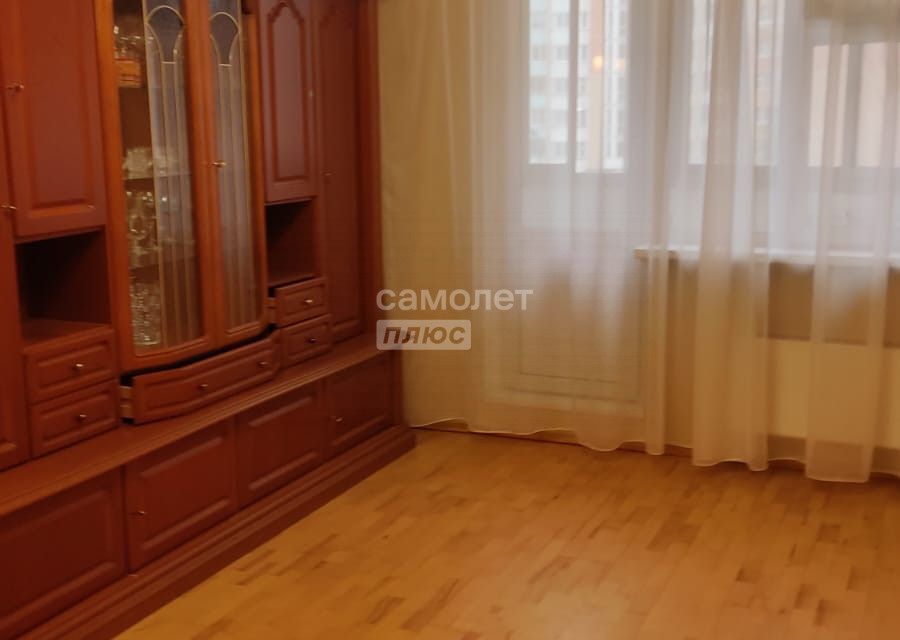 Продаётся 1-комнатная квартира, 38 м²