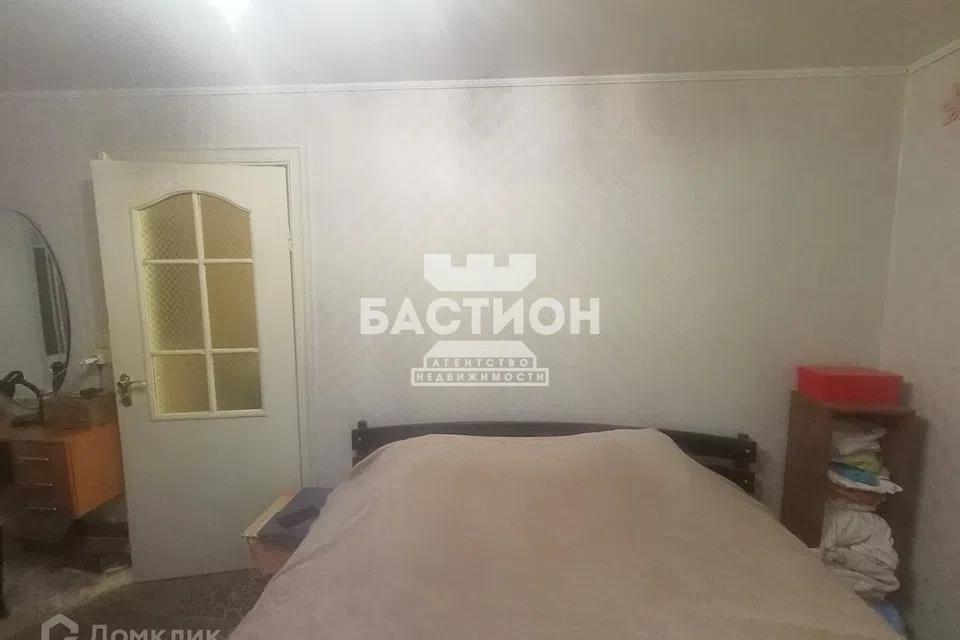 Продаётся 3-комнатная квартира, 56.7 м²