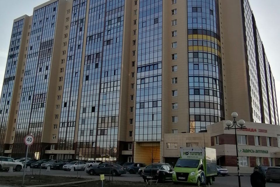 Продаётся 1-комнатная квартира, 52.8 м²