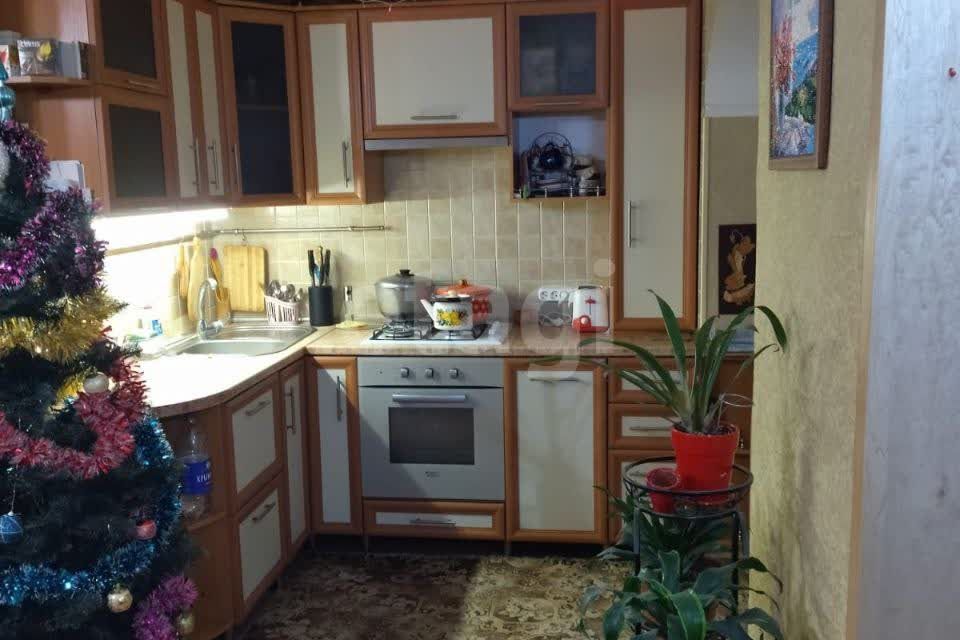 Продаётся 3-комнатная квартира, 56.6 м²