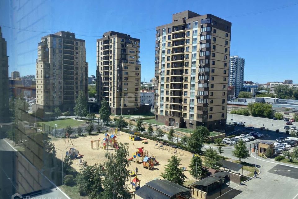 Продаётся 1-комнатная квартира, 49.4 м²