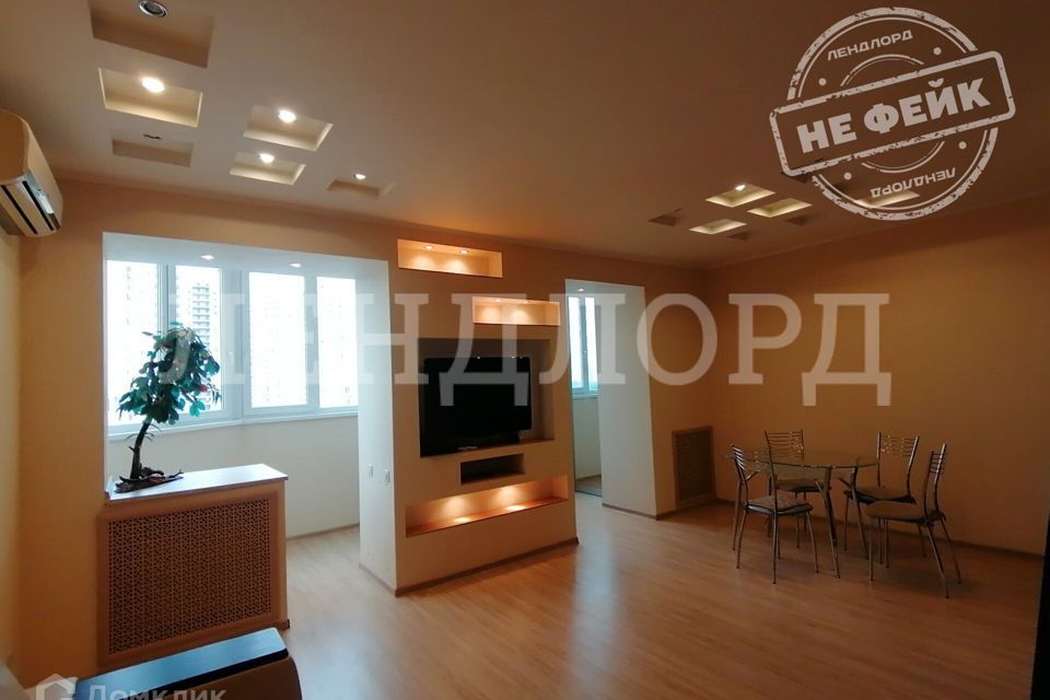 Сдаётся 2-комнатная квартира, 60 м²