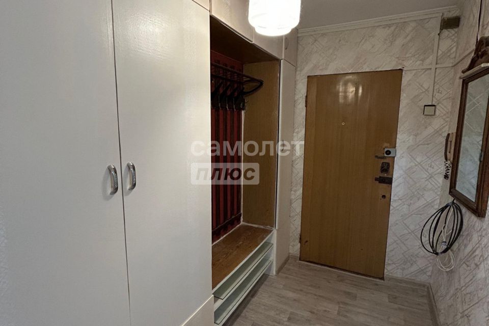 Сдаётся 3-комнатная квартира, 63.7 м²