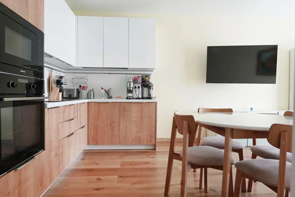 Сдаётся 2-комнатная квартира, 65 м²