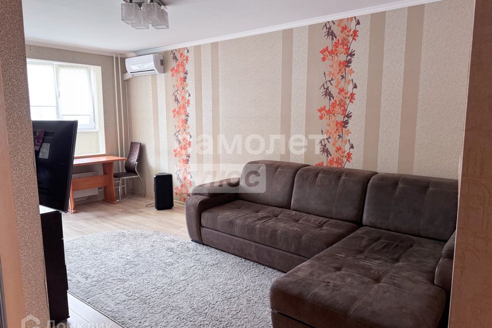 Продаётся 3-комнатная квартира, 79.9 м²