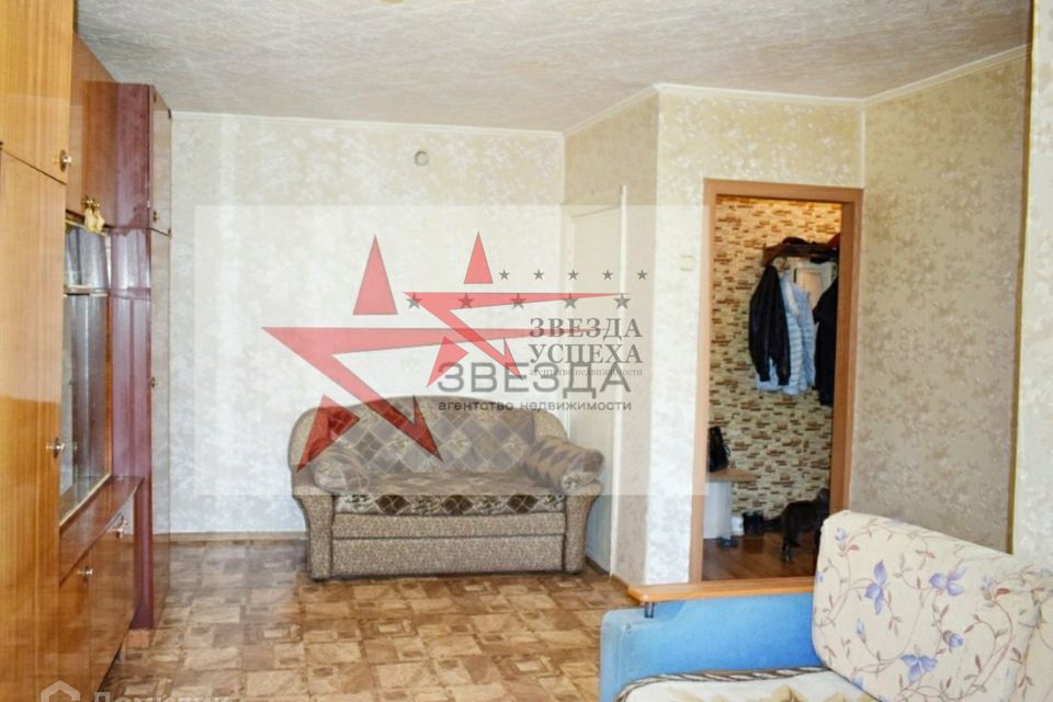 Продаётся 3-комнатная квартира, 53.2 м²