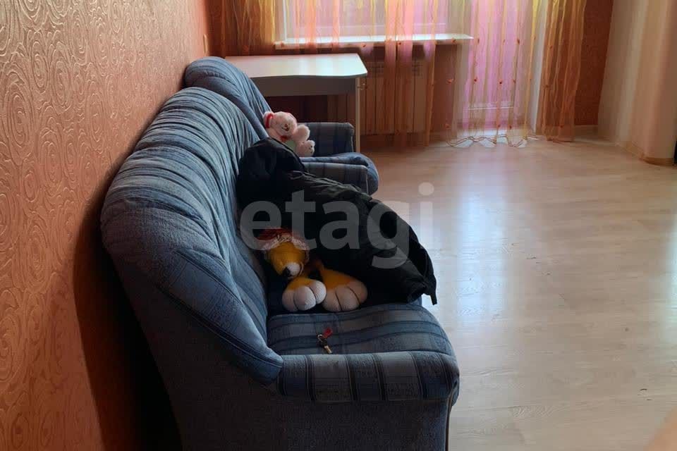 Продаётся 3-комнатная квартира, 60.1 м²