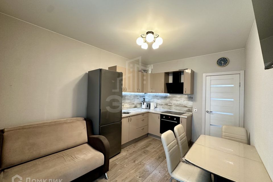 Продаётся 1-комнатная квартира, 37.6 м²
