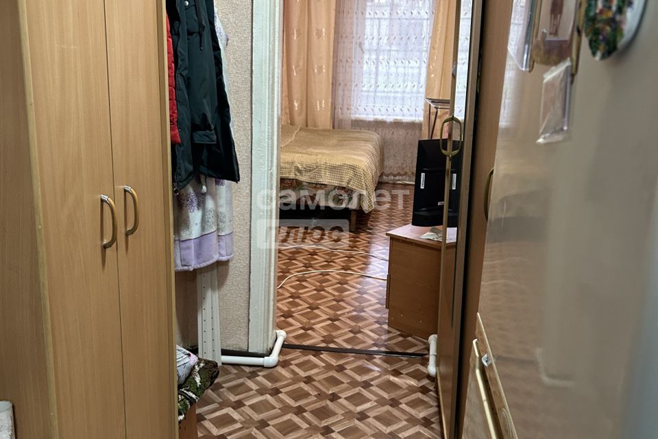 Продаётся 1-комнатная квартира, 80 м²
