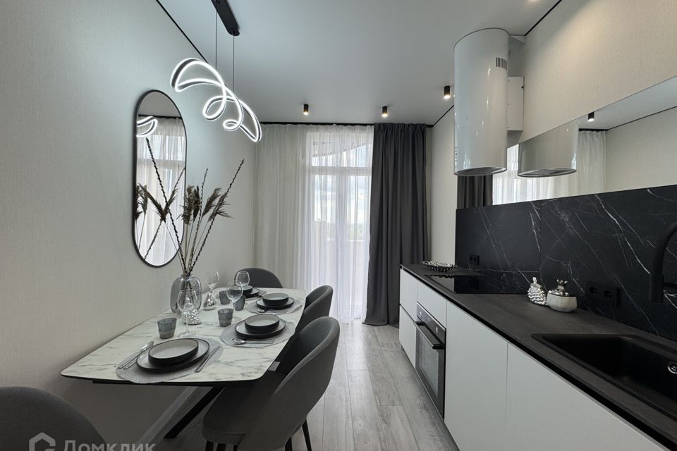 Продаётся 1-комнатная квартира, 43 м²