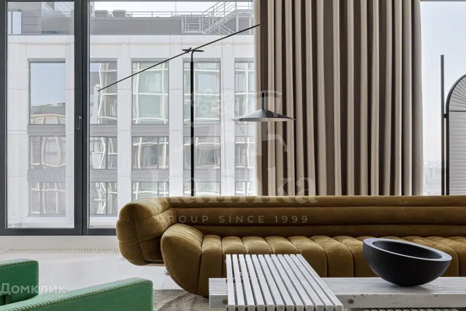 Продаётся 6-комнатная квартира, 287 м²