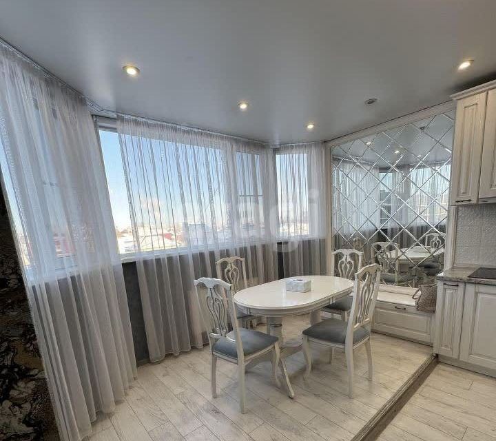 Продаётся 2-комнатная квартира, 64 м²