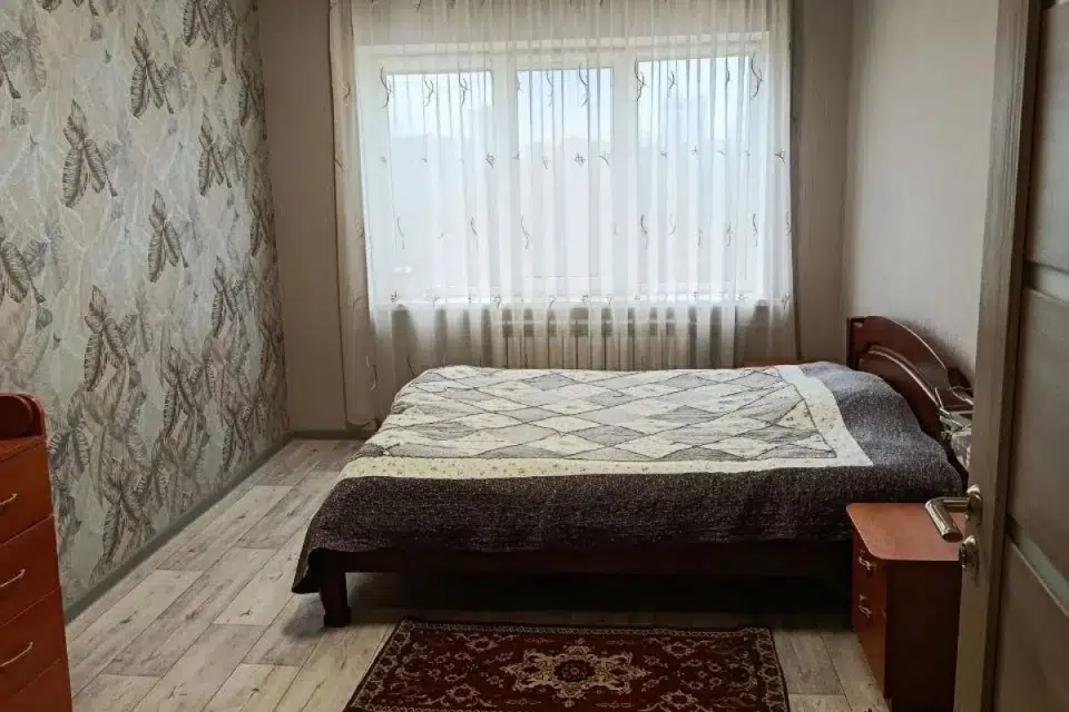 Продаётся 3-комнатная квартира, 60.5 м²