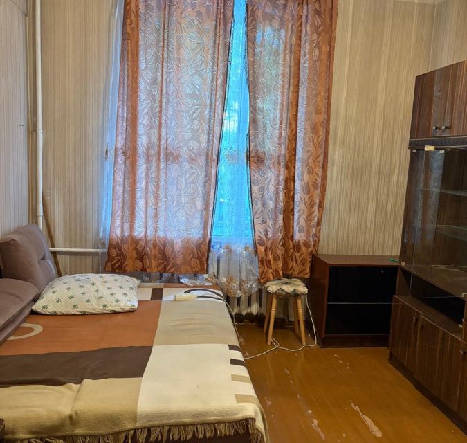Продаётся комната в 4-комн. квартире, 14.7 м²